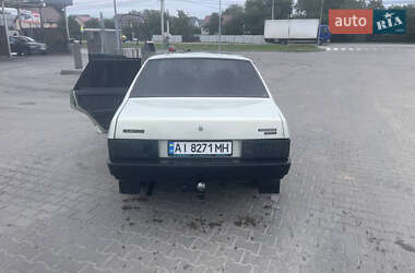 Седан ВАЗ 21099 2002 в  фото 2 Седан ВАЗ 21099 2002 в