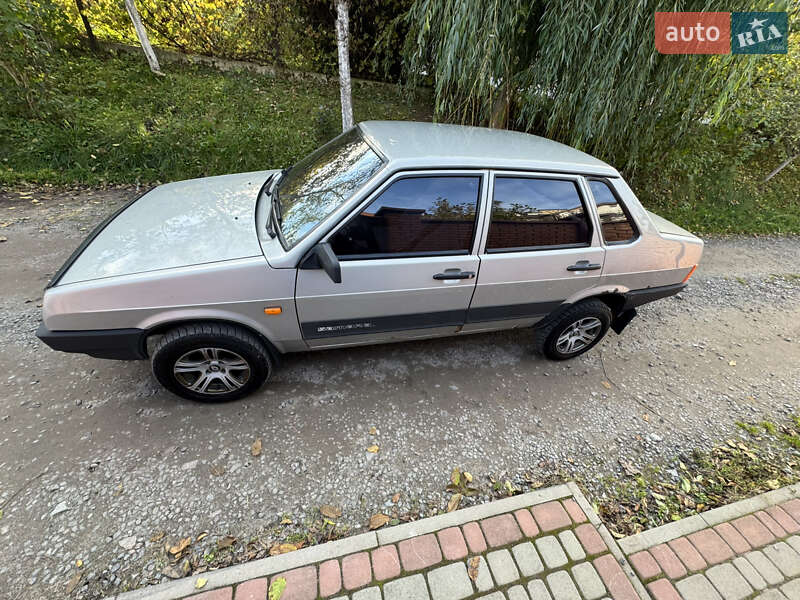 Седан ВАЗ / Lada 21099 2007 в Львові