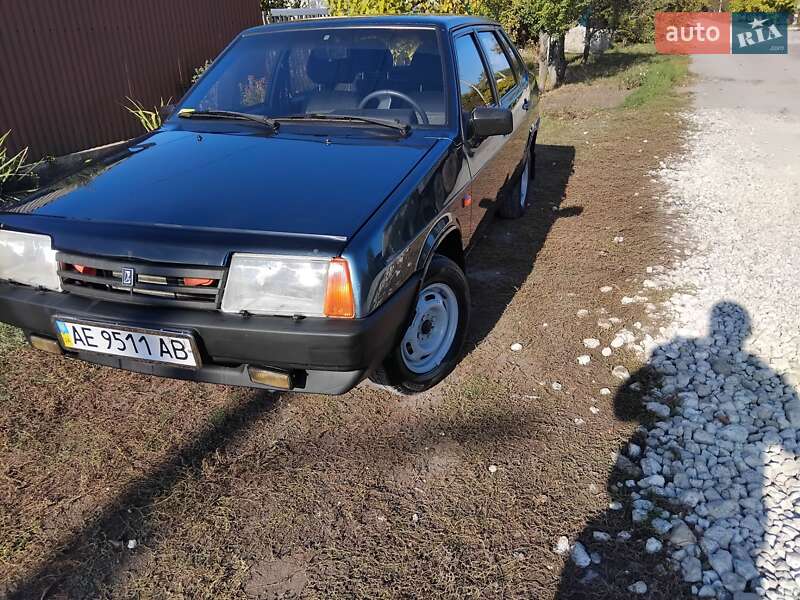 Седан ВАЗ / Lada 21099 2004 в Новомосковске фото 7 Седан ВАЗ / Lada 21099 2004 в Новомосковске