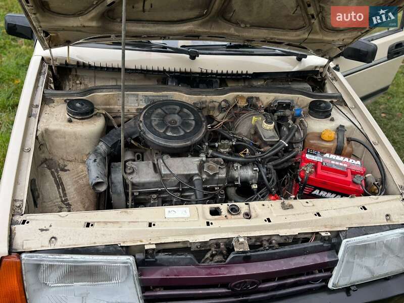 Седан ВАЗ / Lada 21099 1995 в Дубно