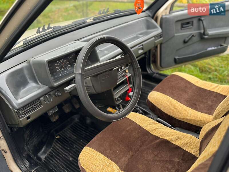Седан ВАЗ / Lada 21099 1995 в Дубно