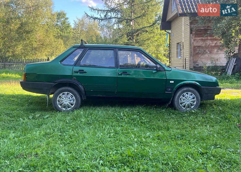 Седан ВАЗ / Lada 21099 2004 в Бориславі