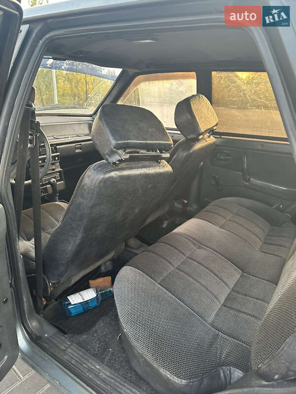 Седан ВАЗ / Lada 21099 1996 в Днепре