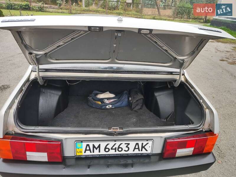 Седан ВАЗ / Lada 21099 2006 в Киеве