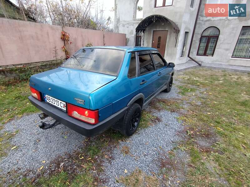 Седан ВАЗ / Lada 21099 1999 в Мирополе
