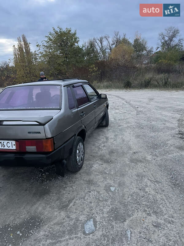 Седан ВАЗ / Lada 21099 1992 в Кременчуге фото 5 Седан ВАЗ / Lada 21099 1992 в Кременчуге