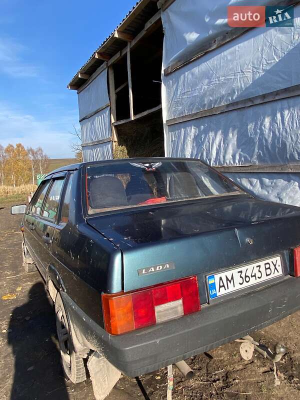 Седан ВАЗ / Lada 21099 2004 в Любаре