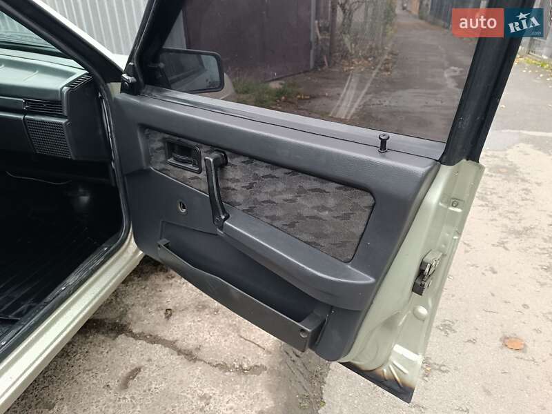 Седан ВАЗ / Lada 21099 2001 в Остроге фото 18 Седан ВАЗ / Lada 21099 2001 в Остроге