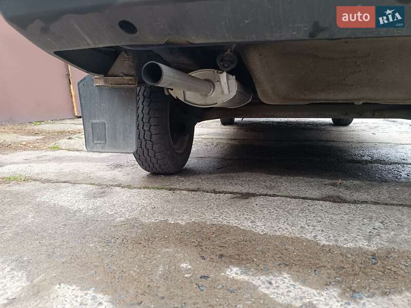 Седан ВАЗ / Lada 21099 2001 в Остроге фото 25 Седан ВАЗ / Lada 21099 2001 в Остроге