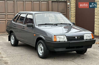 Седан ВАЗ 21099 2007 в Зміїві