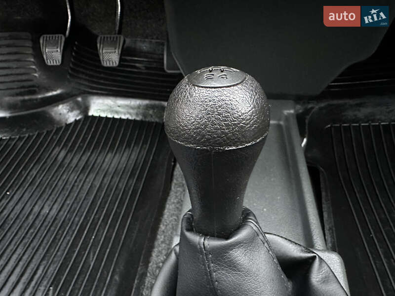 Седан ВАЗ / Lada 21099 2007 в Змиеве фото 48 Седан ВАЗ / Lada 21099 2007 в Змиеве