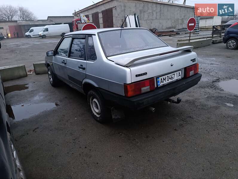 Седан ВАЗ / Lada 21099 2001 в Радомышле