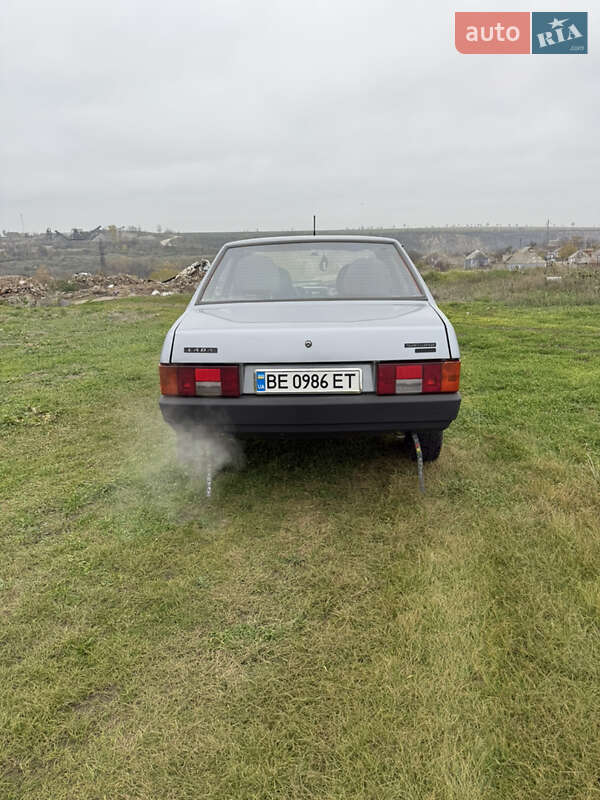 Седан ВАЗ / Lada 21099 2006 в Николаеве