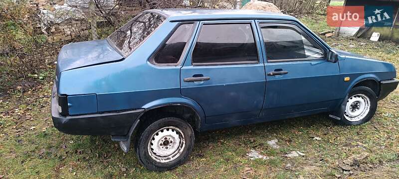 Седан ВАЗ / Lada 21099 2001 в Остроге фото 3 Седан ВАЗ / Lada 21099 2001 в Остроге