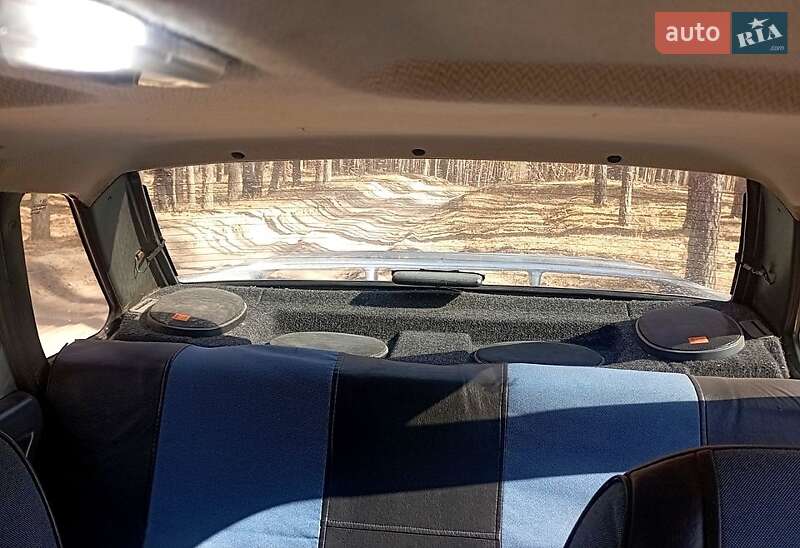 Седан ВАЗ / Lada 21099 2003 в Чугуеве фото 4 Седан ВАЗ / Lada 21099 2003 в Чугуеве