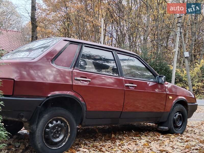 Седан ВАЗ / Lada 21099 1998 в Дрогобыче фото 3 Седан ВАЗ / Lada 21099 1998 в Дрогобыче