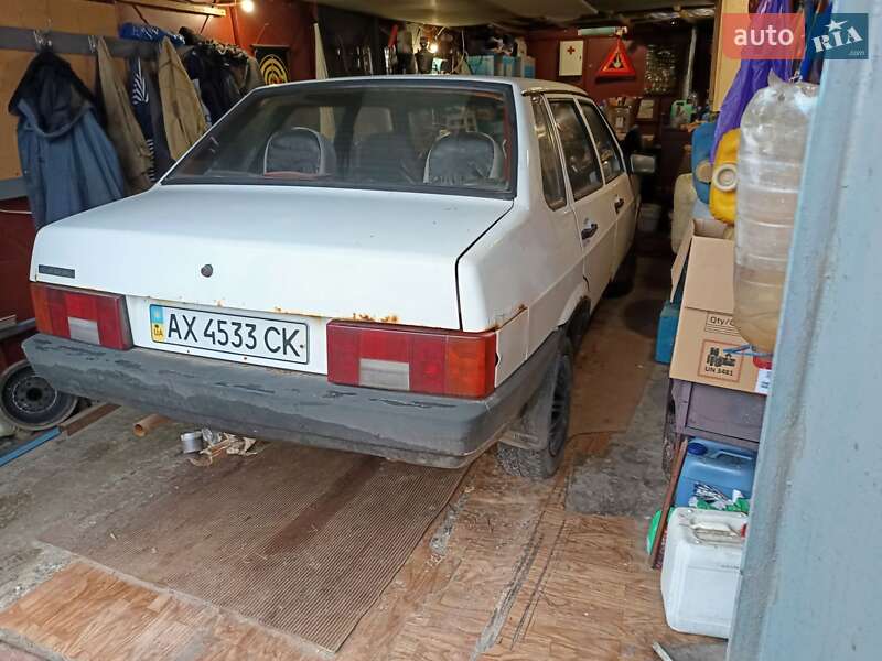 Седан ВАЗ / Lada 21099 1999 в Харькове фото Седан ВАЗ / Lada 21099 1999 в Харькове