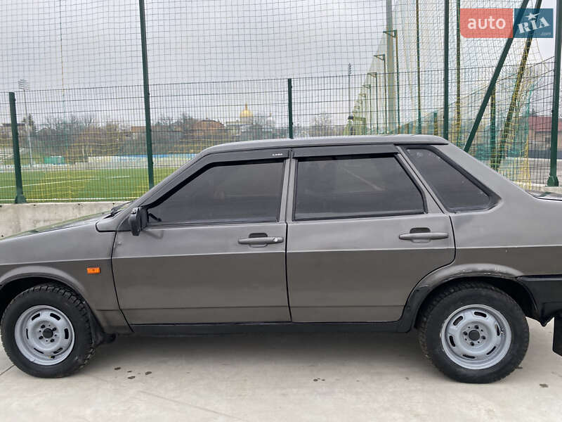 Седан ВАЗ / Lada 21099 2007 в Львові