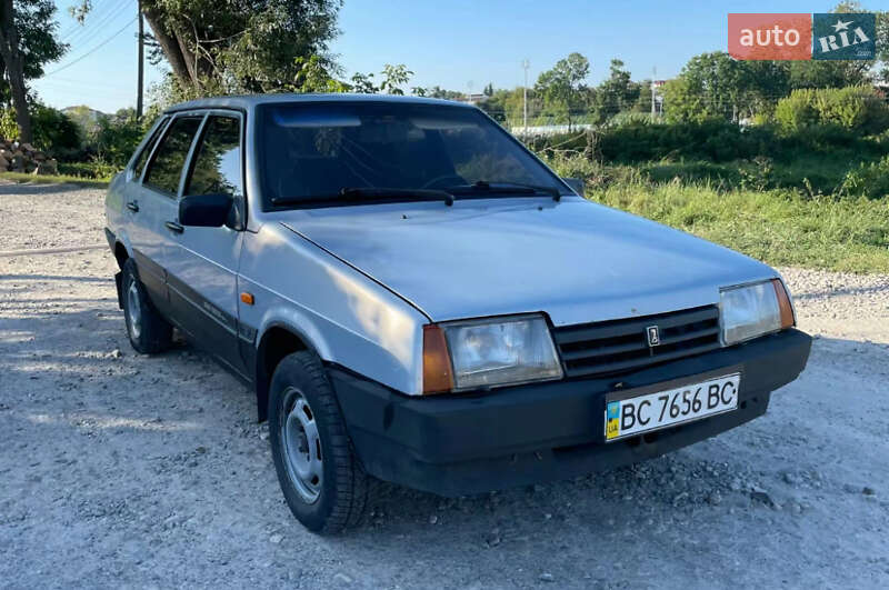 Седан ВАЗ / Lada 21099 2005 в Львові