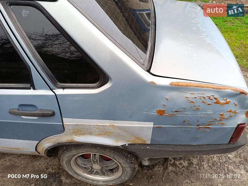 Седан ВАЗ / Lada 21099 2002 в Кременчуге фото 5 Седан ВАЗ / Lada 21099 2002 в Кременчуге