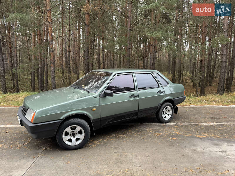 Седан ВАЗ / Lada 21099 2006 в Славуте