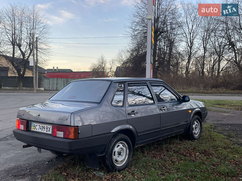 Седан ВАЗ / Lada 21099 2006 в Бориславе