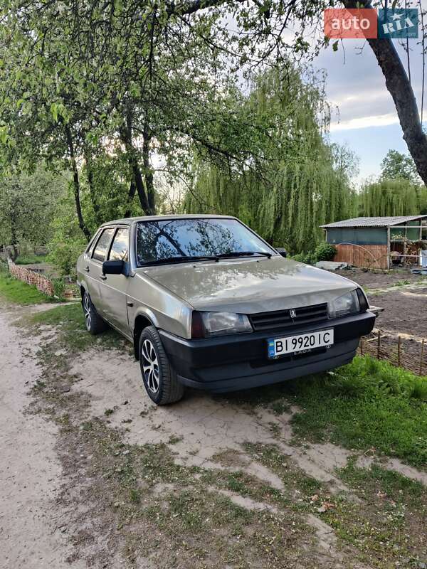 Седан ВАЗ / Lada 21099 2002 в Полтаве
