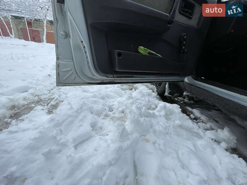 Седан ВАЗ / Lada 21099 2004 в Львове