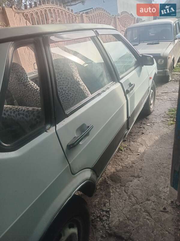 Седан ВАЗ / Lada 21099 1999 в Днепре