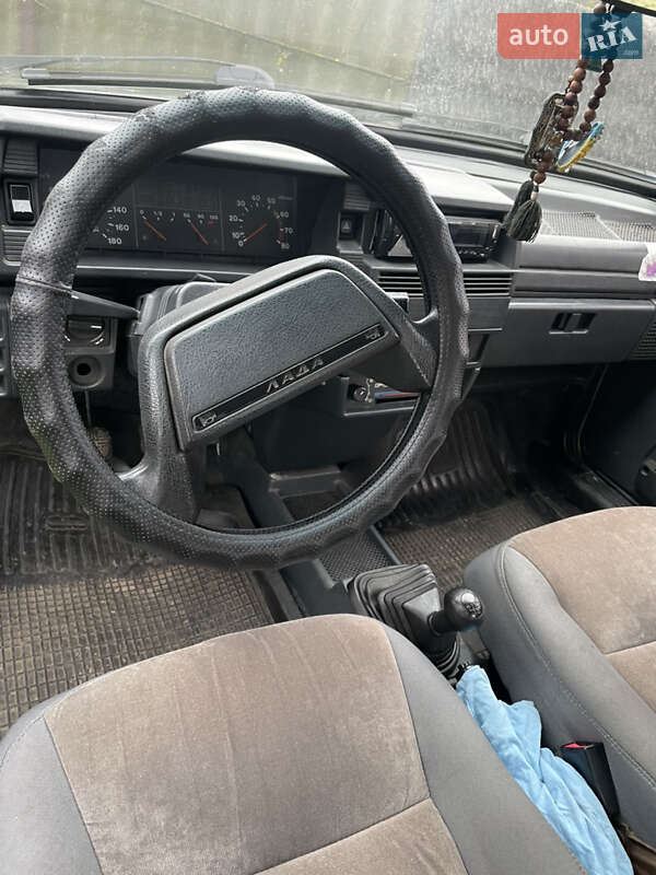 Седан ВАЗ / Lada 21099 2004 в Черкассах фото 5 Седан ВАЗ / Lada 21099 2004 в Черкассах