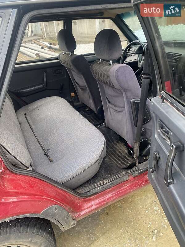 Седан ВАЗ / Lada 21099 1993 в Вараше