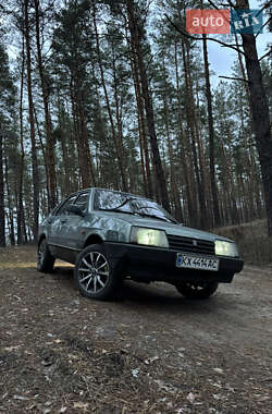 Седан ВАЗ / Lada 21099 2007 в Змиеве