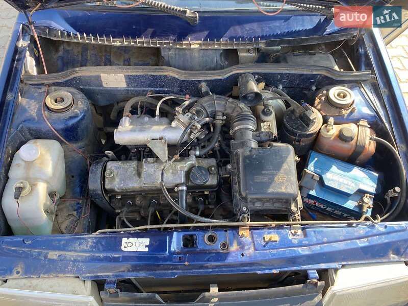 Седан ВАЗ / Lada 21099 2004 в Миколаєві