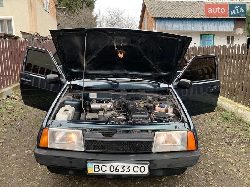 Седан ВАЗ / Lada 21099 2005 в Каменке-Бугской