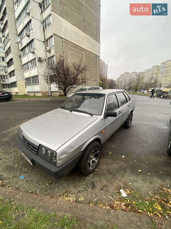Седан ВАЗ / Lada 21099 2005 в Києві