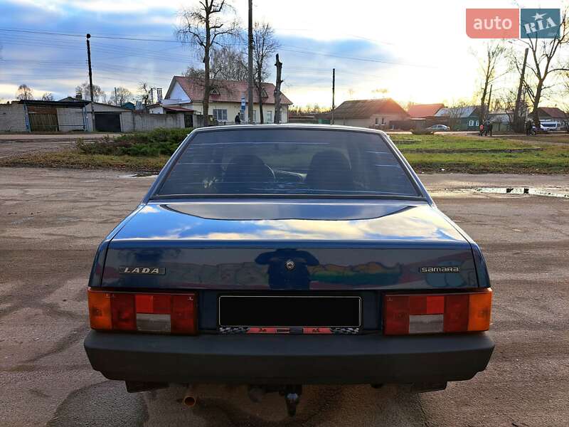 Седан ВАЗ / Lada 21099 2011 в Шостке