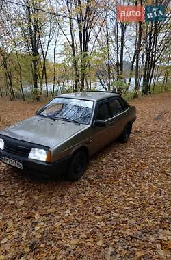 Седан ВАЗ 21099 1999 в Житомирі