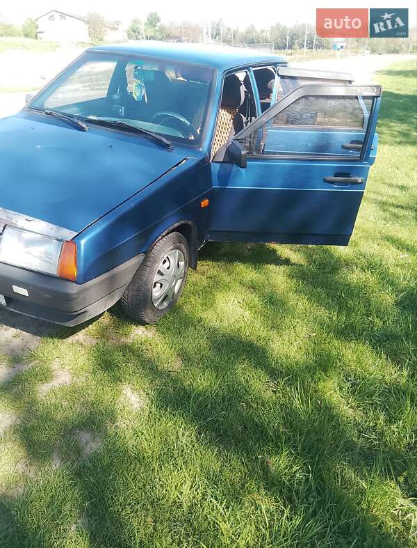 Седан ВАЗ / Lada 21099 2008 в Львове