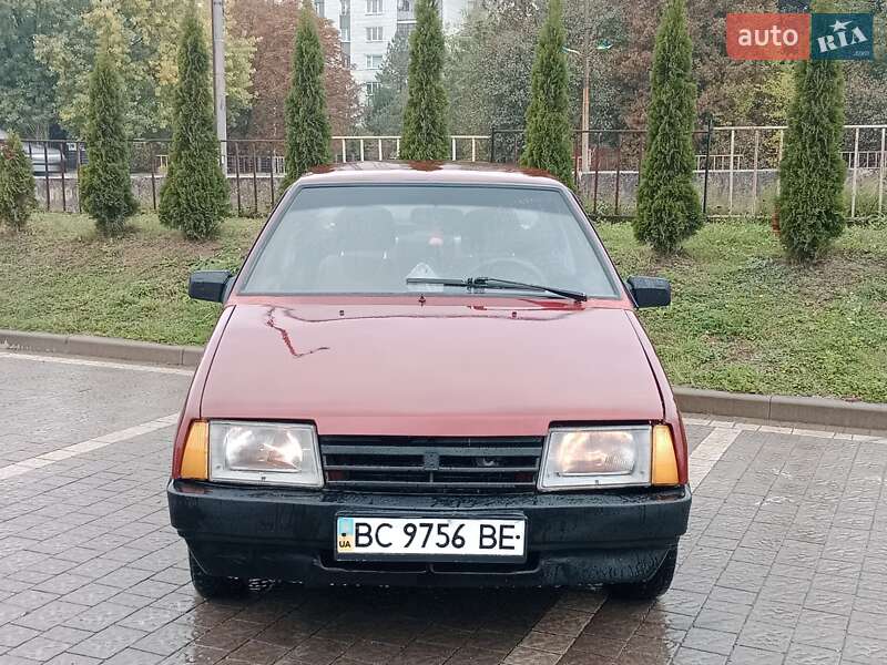 Седан ВАЗ / Lada 21099 1998 в Дрогобыче