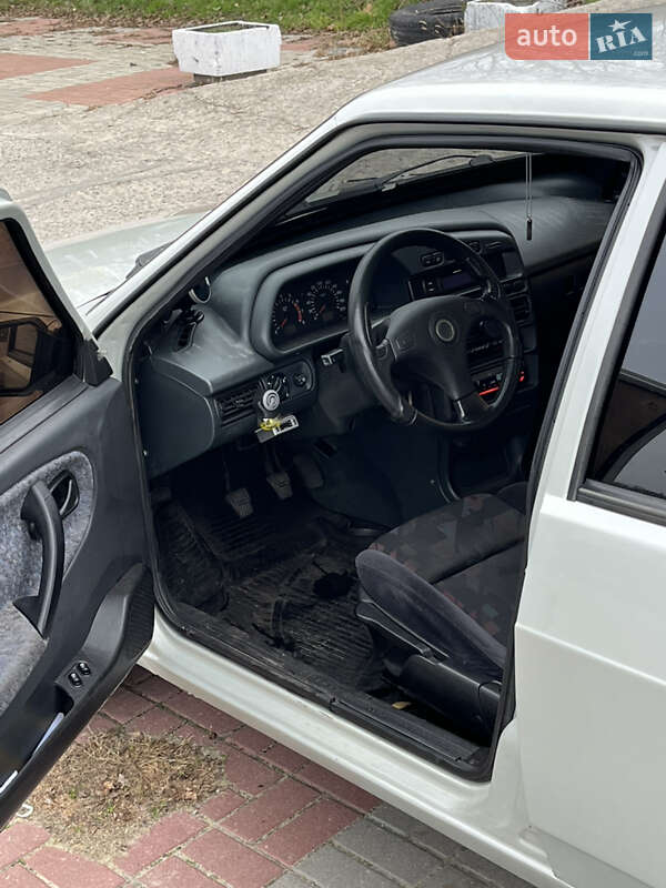 Седан ВАЗ / Lada 21099 2010 в Запорожье