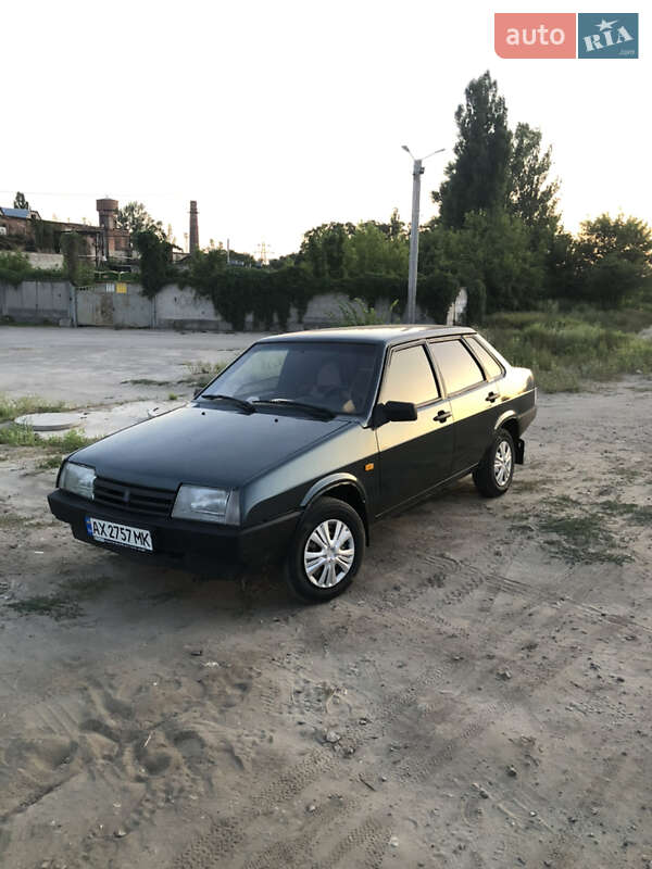 ВАЗ / Lada 21099 2004