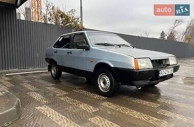 Седан ВАЗ 21099 2003 в Ужгороде