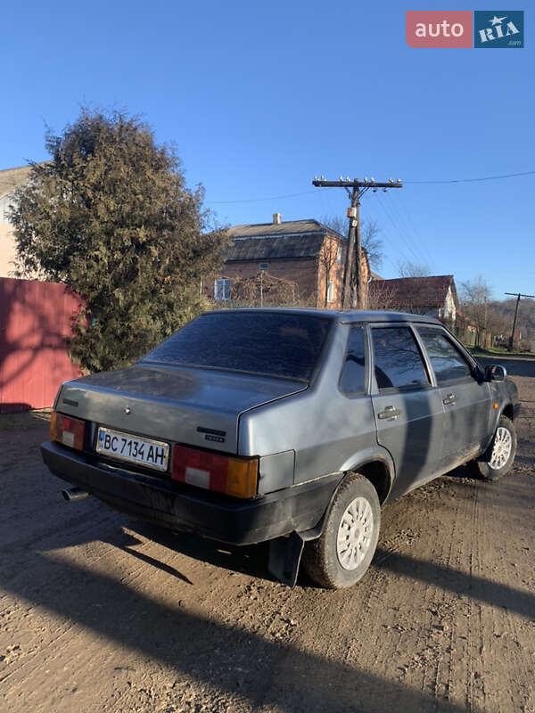 Седан ВАЗ / Lada 21099 2002 в Бібрці