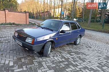 Седан ВАЗ 21099 2002 в Львові