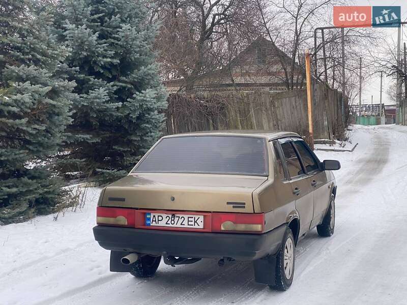 Седан ВАЗ / Lada 21099 1999 в Запоріжжі