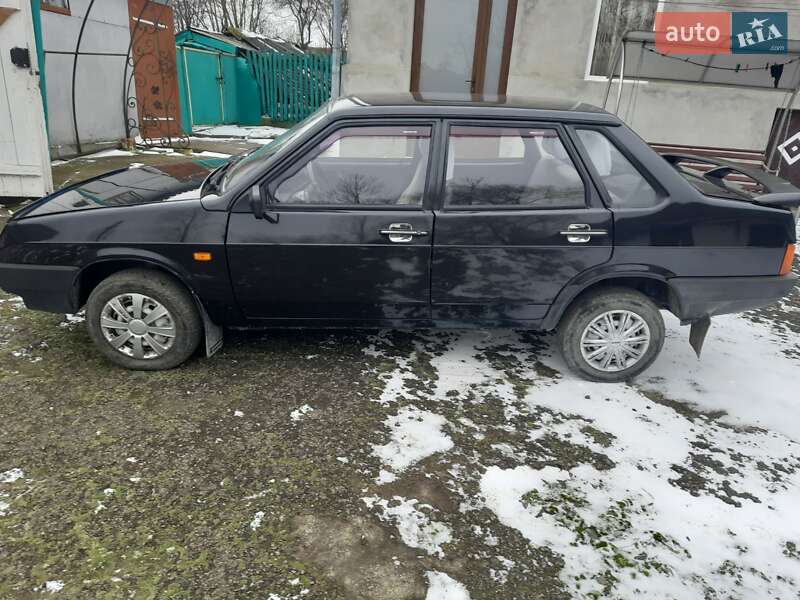 Седан ВАЗ / Lada 21099 2006 в Хоросткове