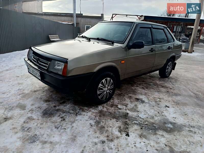 Седан ВАЗ / Lada 21099 2001 в Кривому Розі