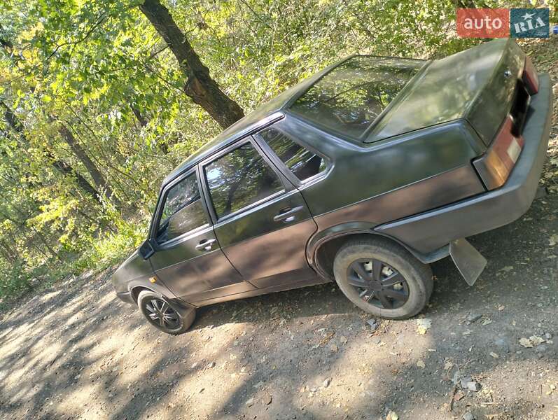 Седан ВАЗ / Lada 21099 2006 в Новомосковске