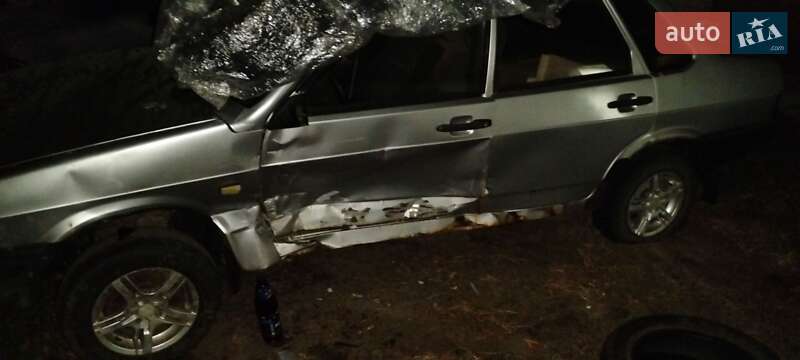 Седан ВАЗ / Lada 21099 2005 в Дмитровке