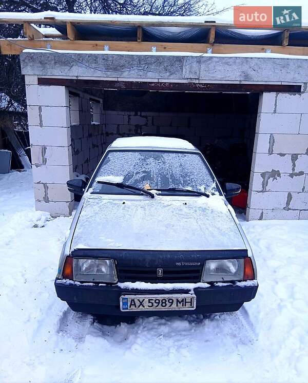 Седан ВАЗ / Lada 21099 2003 в Харькове